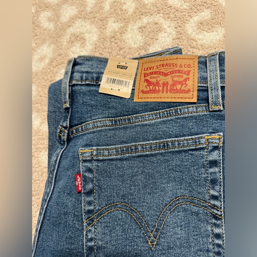 Levi’s Wedgie Straight Jeans // Size 8 Short - Picture 2 of 7